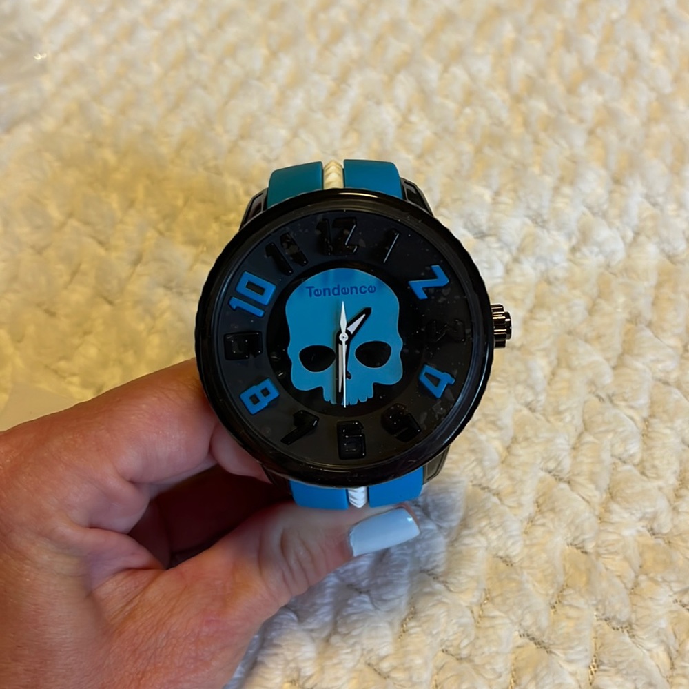 Tendence Skull Watch NWT